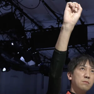 天に届いた右手　佐々木寿人、前原雄大に捧げた勝利【Mリーグ2025-26 レギュラーシーズン 観戦記 10/16 第1試合（麻雀チャンネル）】担当記者 宮水さくら